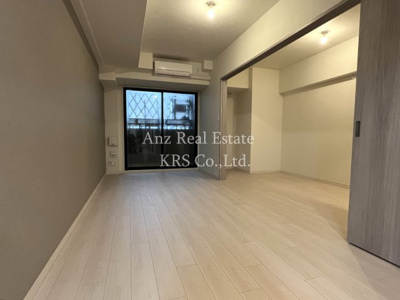 【居間・リビング】 | スプランディッド堀江 | お部屋全体です♪