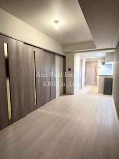 【居間・リビング】 | スプランディッド堀江 | エアコン付きのリビングです♪