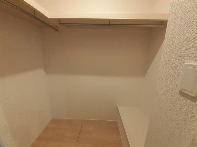 アザレアＷｅｓｔの収納