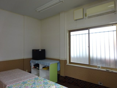 【洋室】 | 長沼町店舗・事務所 | 使い勝手のいい洋室です