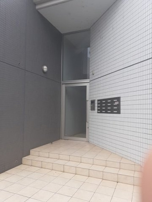 【エントランス】 | ヴィレッジゲート亥鼻 | 建物の内部です