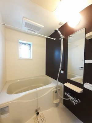 【浴室】 | ヴィレッジゲート亥鼻 | ゆったり過ごせるお風呂です