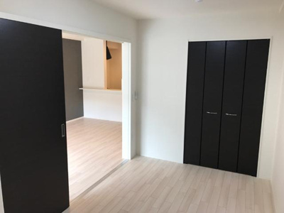 【寝室】 | メルヴェール　コリーヌ | 寝室