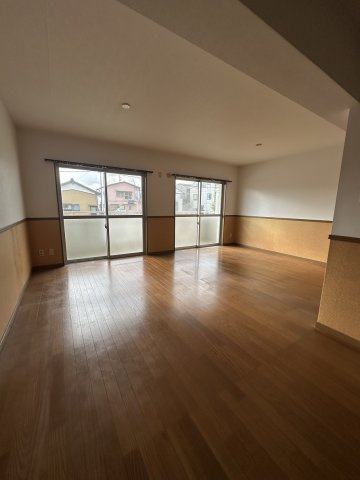 パークシティーたかしＢ棟の居間・リビング