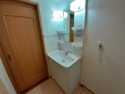 【洗面所】 | エストレーノパレスＢ