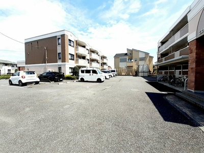 【駐車場】 | エストレーノパレスＢ