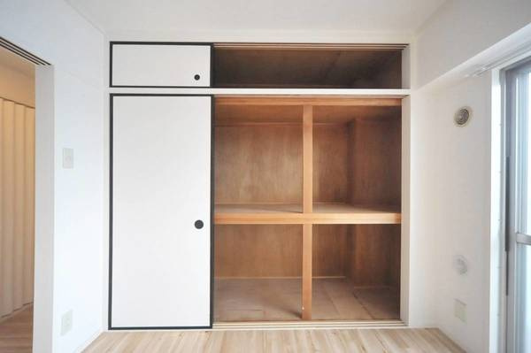 ビレッジハウス阿久和3号棟の収納|ビレッジハウスの同一物件・同一タイプの間取りの写真です