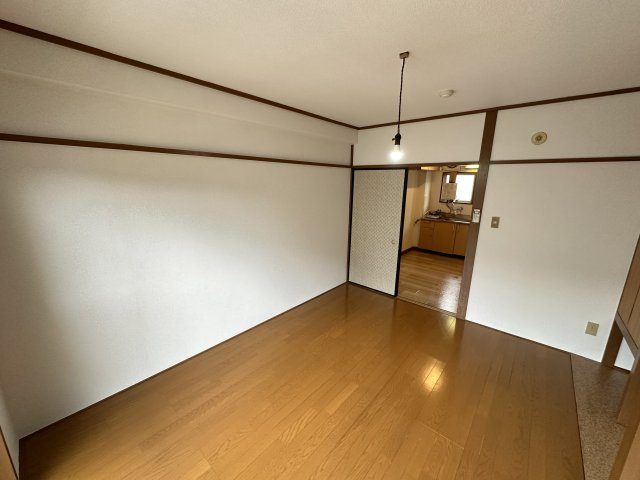 小川ビルの寝室|別部屋写真参考