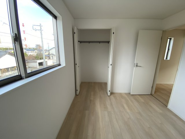 1/13価格変更♪　【佐糠町第8　全5棟／1号棟】　新築建売住宅　※期間限定キャンペーン開催♪※/の収納|■□■収納スペースの写真です■□■　十分な広さがあるので収納には困りませんね♪