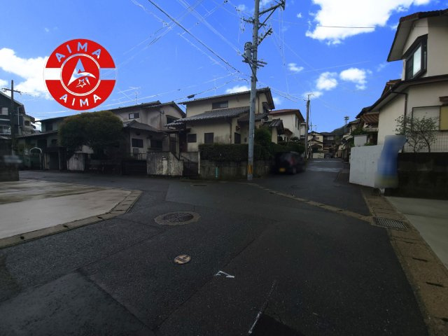 福岡市西区野方5丁目第1-1棟（1号棟）の前面道路含む現地写真|前面道路です。