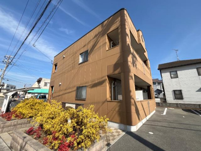 【外観】 | ロイヤルコーポ | 外観写真（昼）