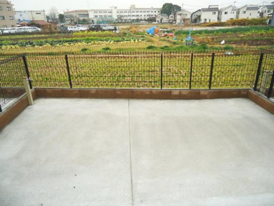 【その他】 | エコハウス華園A | 専用庭