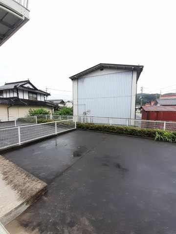 ファミール三次Ａ棟の庭|お庭の付いた物件です