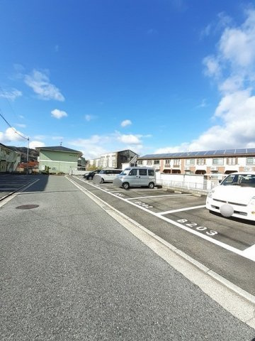 ファミール三次Ａ棟の駐車場|駐車場完備です