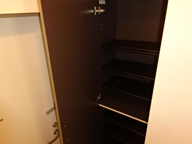 フォルマ日宇那の収納|下駄箱