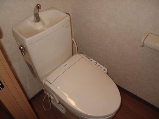 ベリーウェルＢ棟のトイレ|シャワー付トイレ