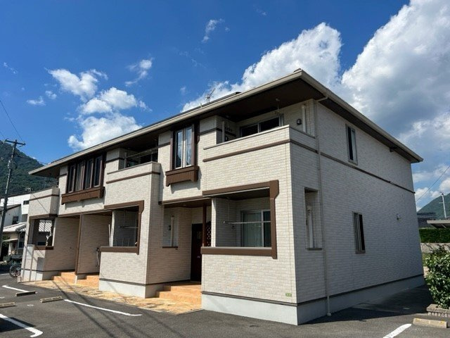 クローバーＭの外観|外観もきれいです