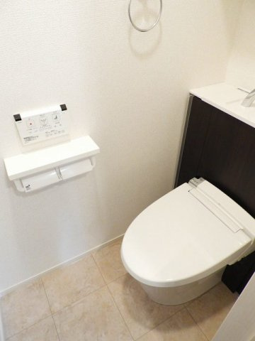 アビテ　オヴェスト　カンオンのトイレ|コンパクトで使いやすいトイレです