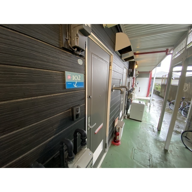 ボートハウスの玄関