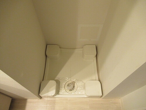 グローベル　ザ・スイート横浜プレミアの設備|室内洗濯機置き場