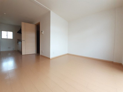 【居間・リビング】 | アリビラⅡ | おしゃれなリビングです