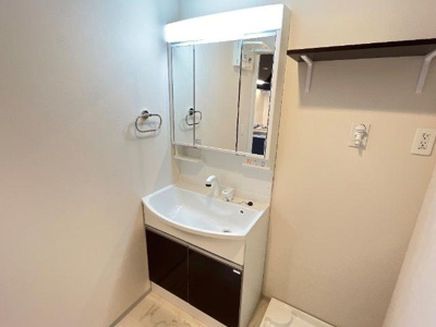 【洗面所】 | コンフォール | 洗髪洗面化粧台