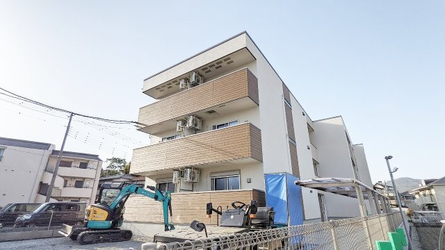 エクシーレ逆瀬川