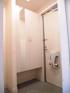 【玄関】 | イーグルネストＡ