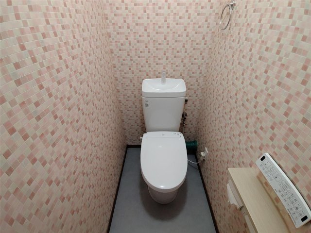 福岡市城南区長尾３丁目の賃貸マンションのトイレ