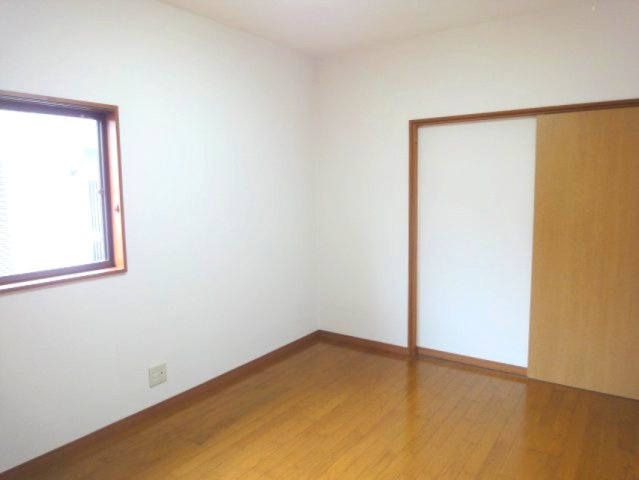 マルグリットの洋室|洋間６帖