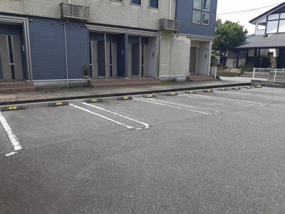 【駐車場】 | グランティス