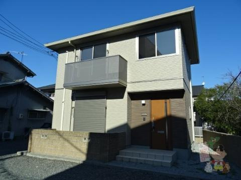 シャーメゾン津島新野