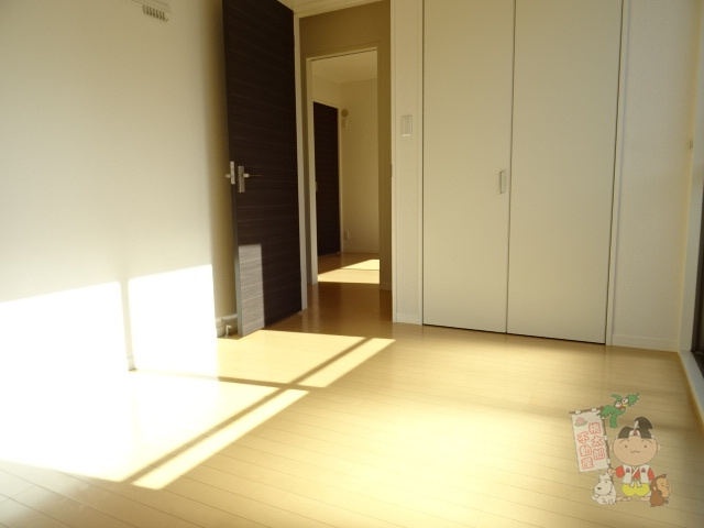 シャーメゾン津島新野の洋室