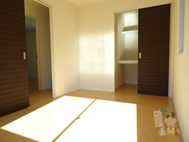 シャーメゾン津島新野の洋室