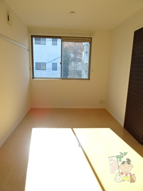 シャーメゾン津島新野の居間・リビング