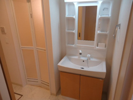 洗髪洗面化粧台