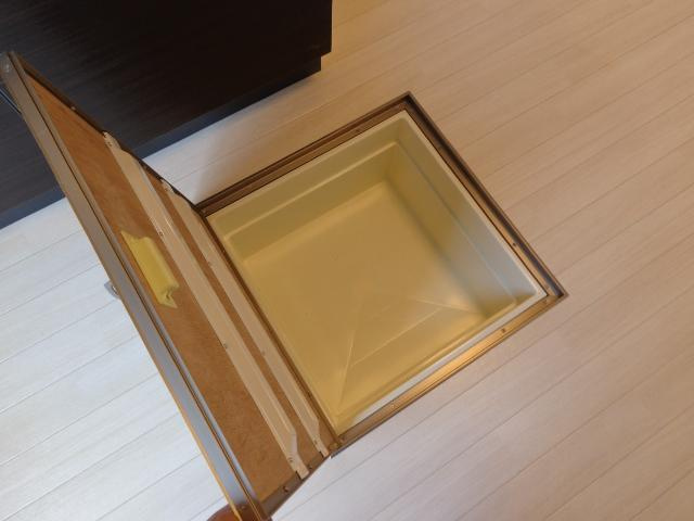 床下収納