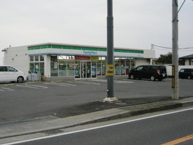 ファミリーマート平塚広川店まで709ｍ