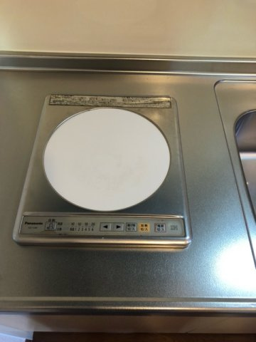 コンパクトなキッチンで掃除もラクラク