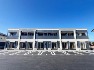 【外観】 | Antique（アンティーク） | 外観写真（昼）