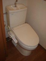 シャワー付トイレ