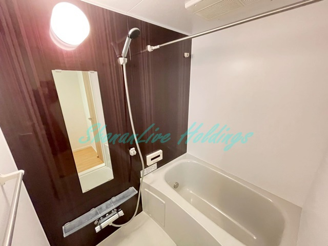 藤沢市湘南台５丁目のアパートの浴室