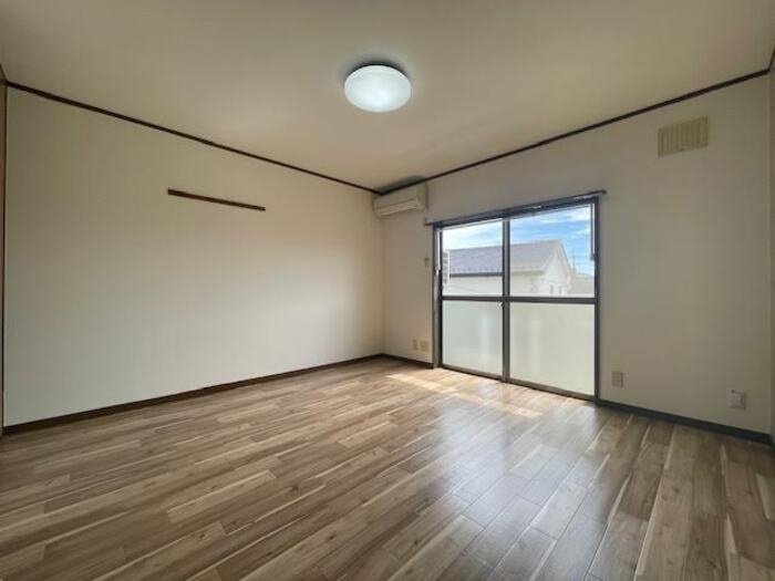 ライブ30の居間・リビング