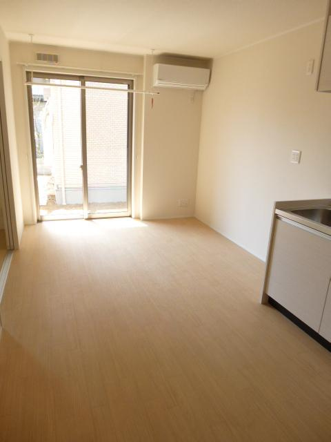 ゆったり過ごせるリビングです