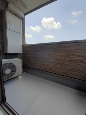 【バルコニー】 | ラトゥール南若王子