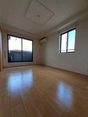 【居間・リビング】 | ラトゥール南若王子