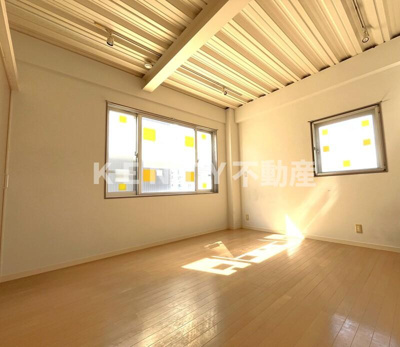 【寝室】 | ヂオメトリー | 使い勝手のいい寝室です