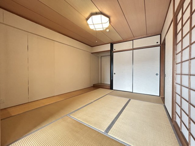 【和室】 | コアマンションパークシティ | 畳の香りに癒やされる和の空間。お昼寝や家事の合間の休憩に！