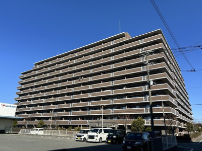 【外観】 | コアマンションパークシティ | 重厚感溢れる総タイル貼りの外観。住まいの品格を物語ります！