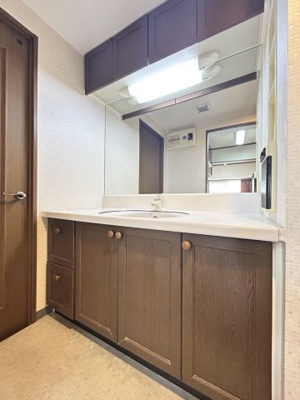 【浴室】 | コアマンションパークシティ | 温度調整が簡単なサーモスタット水栓。常に快適な湯温をキープ！